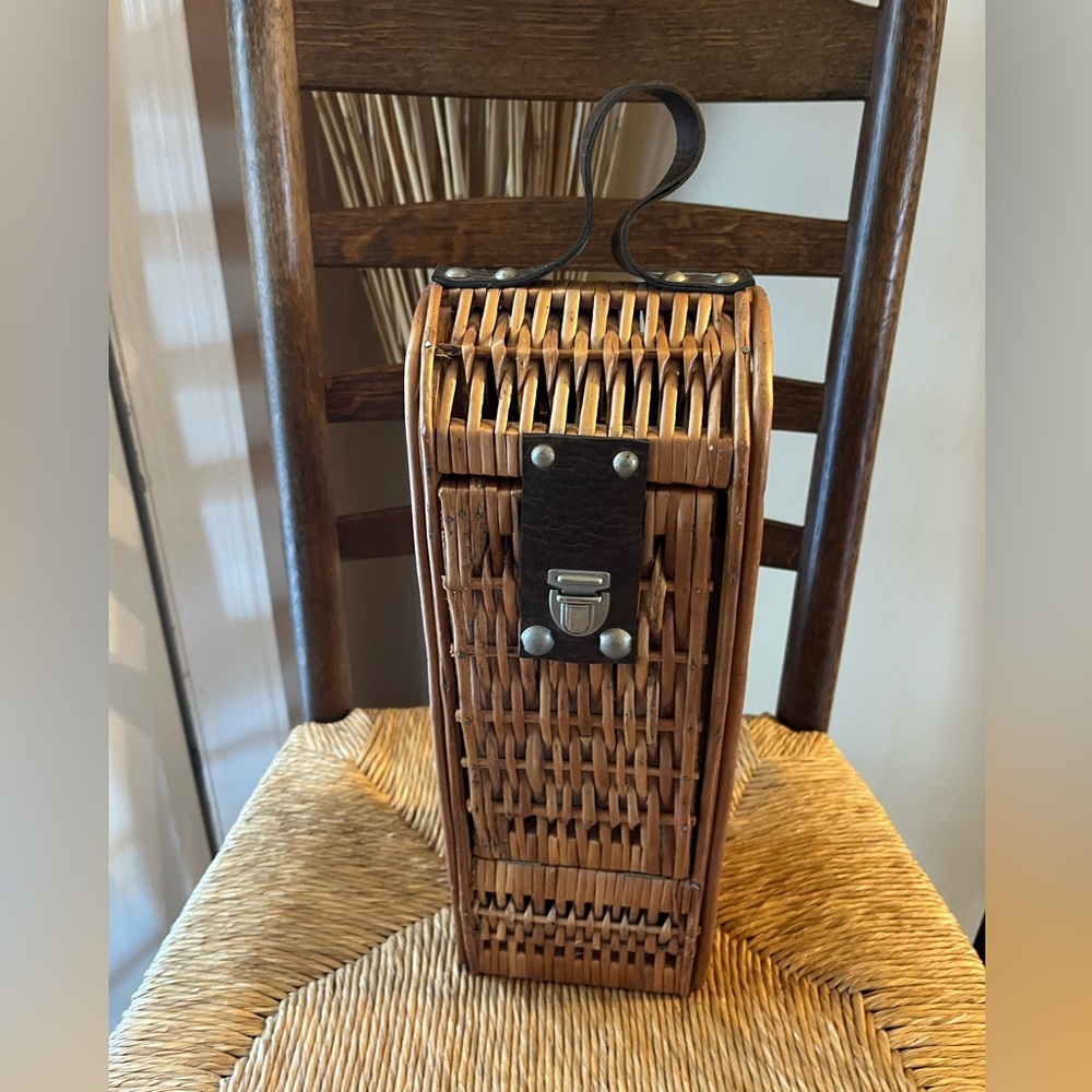 Charming vintage woven rattan wicker wine carrier box